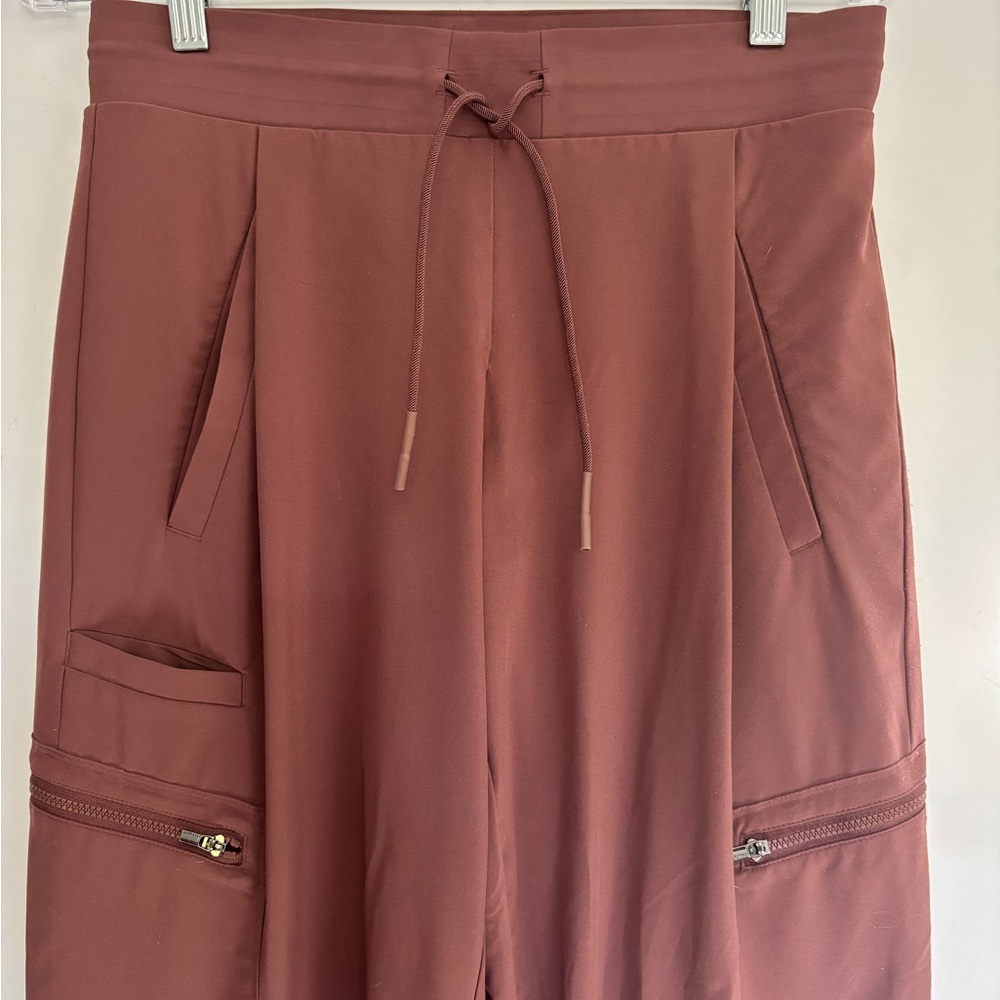 Athleta Venture Pant Barely Worn